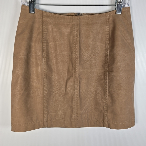 NWOT Free People Womwn's Modern Femme Vegan Suede Mini Skirt Size 4 Edgy Boho - Picture 4 of 13